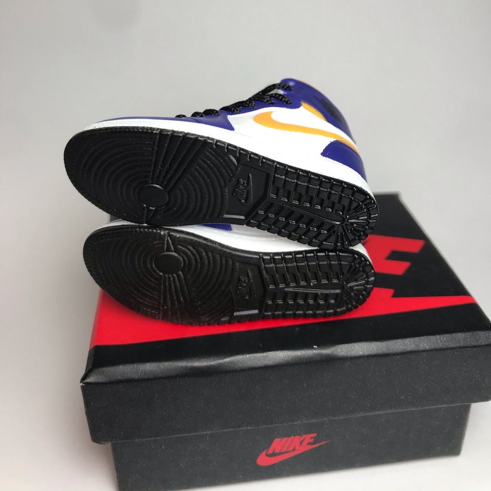 3D keychains - Sneakers - Jordan 1 Retro - Hype. - Picture 5 of 10